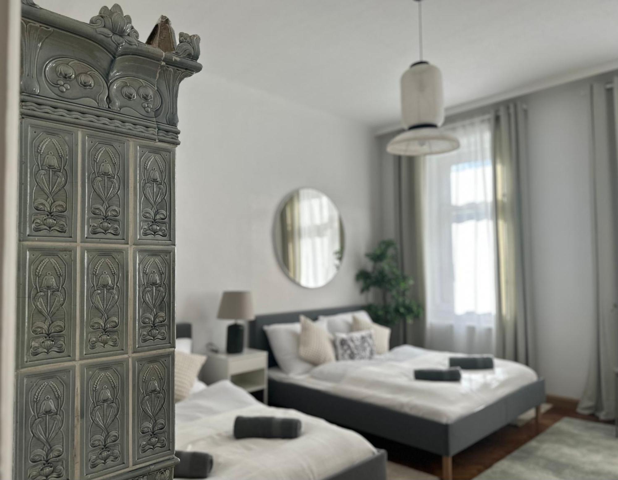 Spacious Apartment, 3 Min To U1 Reumannplatz Viena Exterior foto
