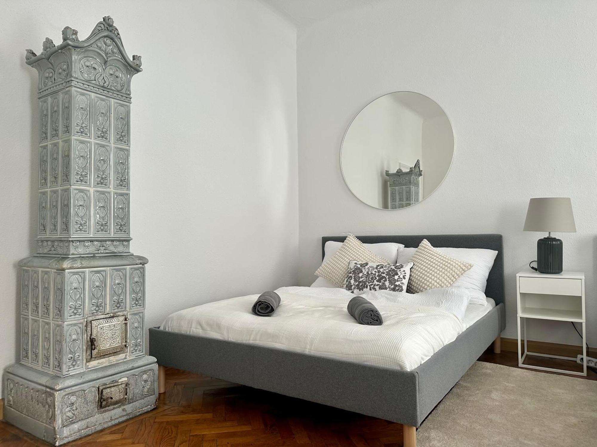 Spacious Apartment, 3 Min To U1 Reumannplatz Viena Exterior foto